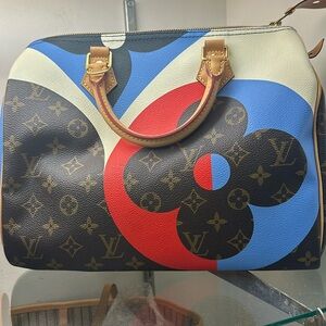 NWT Louis Vuitton Limited Edition Speedy bag from the Game On Series.  Size 30